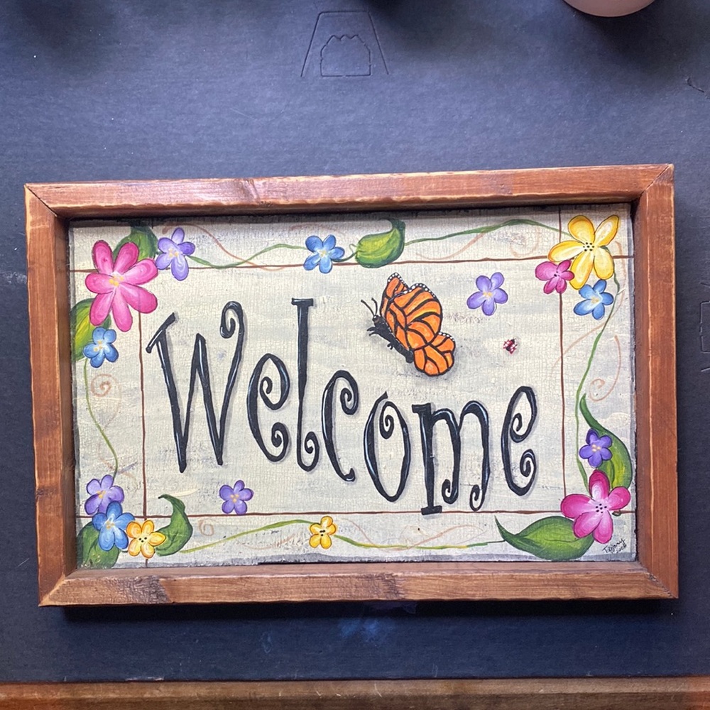Welcome sign